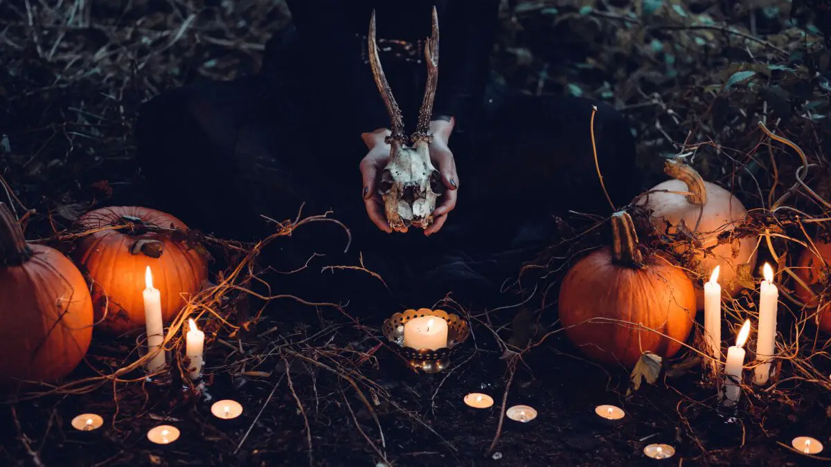 Djävulshorn till halloweenkostymen