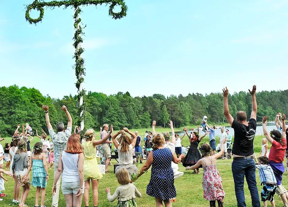 Midsommarlekar