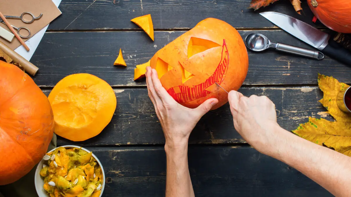 Karva pumpa till Halloween