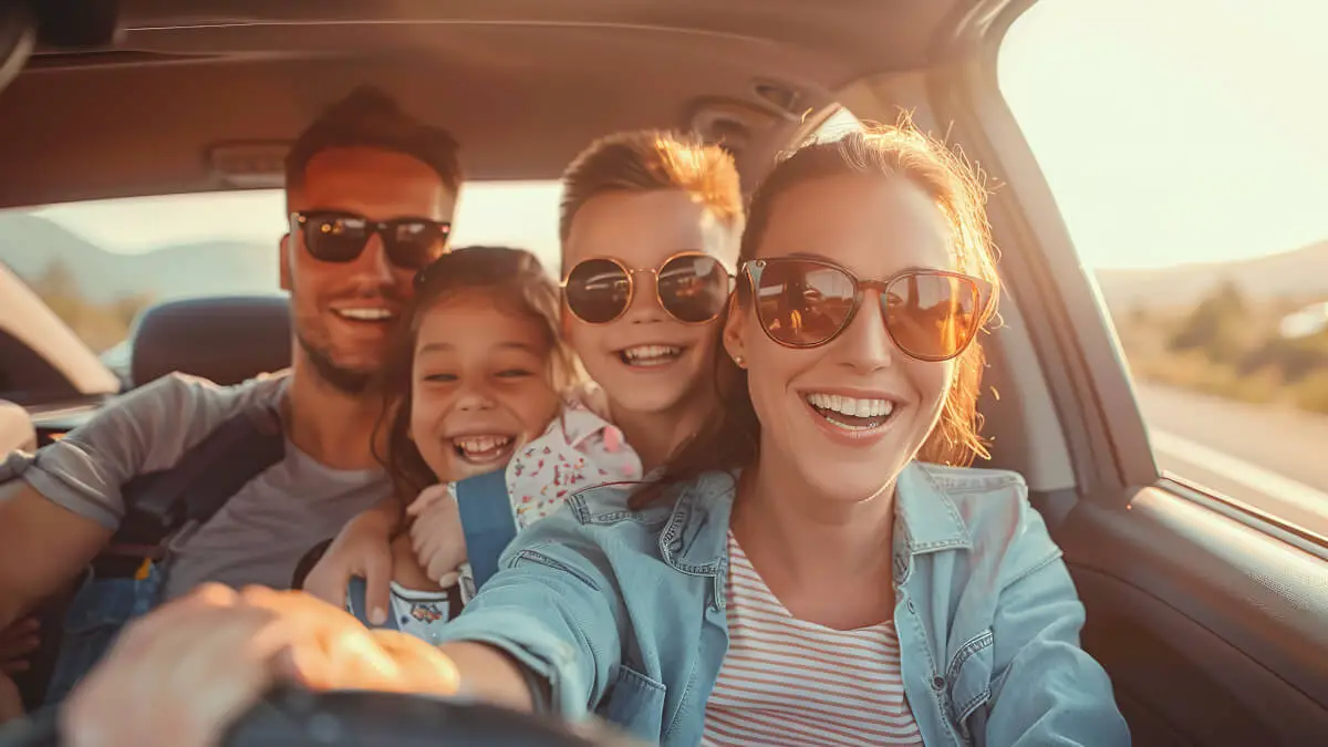Roliga lekar i bilen för hela familjen illustration